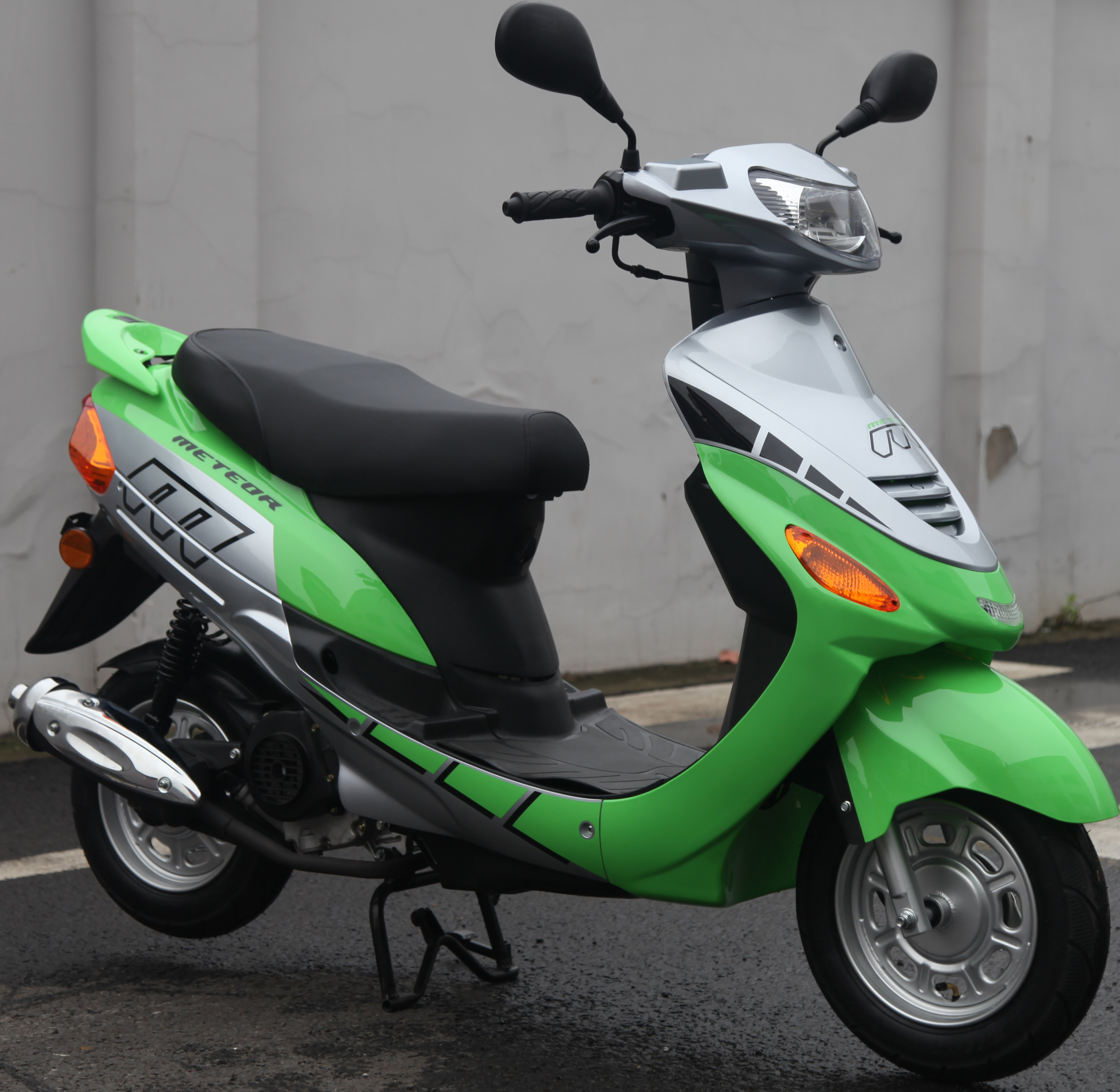 836747e9-298a-11ef-9b87-52540062f421 1